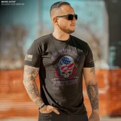 Grateful Patriot T-Shirt - Vintage Black -Grunt Style Sales ModelInfoPoster 2000x2000 Luis GratefulPatriot 2